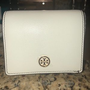 Tory Burch wallet